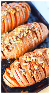 Since it's something that's made for celebratory occasions, it should be served with equally celebratory side dishes. 20 Of The Best Christmas Side Dishes Salty Side Dish