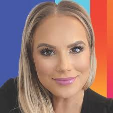 Amanda Piccirillo's Instagram, Twitter & Facebook