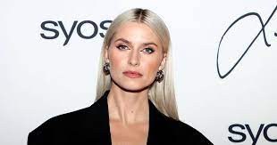 Lena Gercke shows off her tummy in an extravagant bondage look - The  Storiest