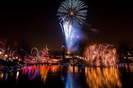 Around The World On New Year S Eve In Photos New Years Eve Fireworks New Year Fireworks Tivoli Gardens
