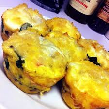 Breakfast Egg Muffins Spinach Mushroom Tomato Mozzarella And Basil With A Panko Crumb Crust Recipes Vegetarian Recipes Breakfast Recipes