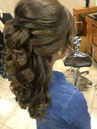 Long hair quinceanera celebration models are considered the best looking hairstyles for a teenage girl. 40 Stunning Quinceanera Hairstyles For 2021 Hairstylecamp