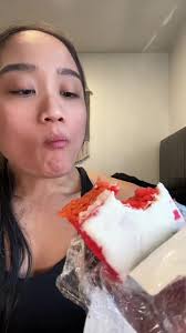 Nemo Cake Mukbang: Strawberry Edition