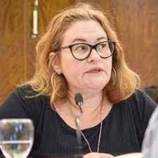 Biografia y Noticias de Verónica Lagos ||| TresLineas.com.ar