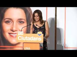 Lorena Roldán carrega contra l'acció de penjar la pancarta a l'Ajuntament  de Tarragona