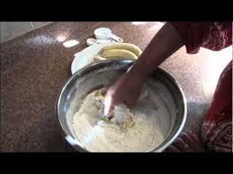 The dough is shaped into small balls flattened and curled over a clean comb, could be shaped into small flowers. How To Make Vaipan Youtube Yummy Snacks Recipes Delicious