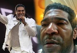 El luto invade de tristeza a Omega El Fuerte y su familia. 😭 Qué difícil  momento. 𝑷𝒂𝒓𝒂 𝒗𝒆𝒓 𝒍𝒂 𝒏𝒐𝒕𝒊𝒄𝒊𝒂 𝒄𝒐𝒎𝒑𝒍𝒆𝒕𝒂, 𝒑𝒖𝒍𝒔𝒂  𝒆𝒍 𝒆𝒏𝒍𝒂𝒄𝒆 𝒒𝒖𝒆 𝒆𝒔𝒕á 𝒆𝒏 𝒆𝒍 𝒑𝒓𝒊𝒎𝒆𝒓  𝒄𝒐𝒎𝒆𝒏𝒕𝒂𝒓𝒊𝒐 𝒂𝒒𝒖í 👇.