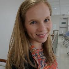 Sara Stahl's Instagram, Twitter & Facebook