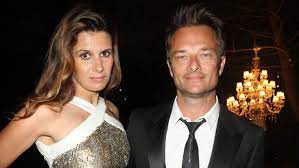 Sein stil besteht aus rock, chanson und french pop. David Hallyday Cette Revelation Etonnante Sur Sa Femme Closer