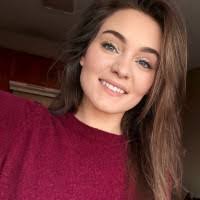 Courtney Fields's Instagram, Twitter & Facebook