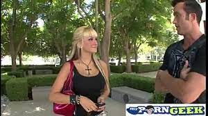 Bbw bouncer in fishnets is riding cock. Bbw Singer Takes It From Behind Xxx Movies Porntu