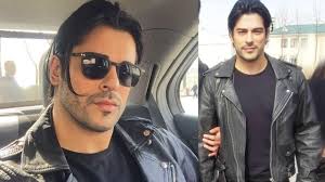 Omg Burak Ozcivit Looks So Handsome As He Visit To Tashkent Uzbekistan Turkish Actors Burak Ozcivit Handsome