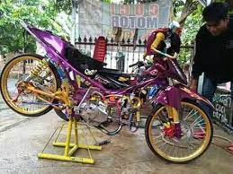 Modifikasi sepeda motor king racing disini adalah modif drag motor yang sedikit bisa memberikan informasi pemilihan warna pada motor lama 2 tak anda rx king dengan gaya racing dan lebih berwarna. Drag Vega Home Facebook