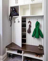 70 Beautiful Rustic Farmhouse Mudroom Decor And Design Ideas In 2020 Ankleidezimmer Ikea Garderobenorganisation Ikea Schuhablage
