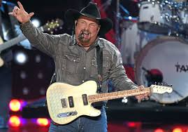 The Lowdown On The Record Breaking Garth Brooks Concert At
