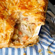 Chicken Pie Sauce Recipe Easy In 2020 Creamy Chicken Pie Chicken Pot Pie Recipes Creamy Chicken