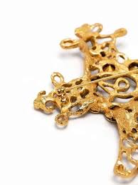 cross brooch