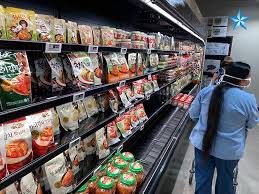Popular korean grocery store h mart revealed it will open its first san francisco location on april 21. Korean Supermarket H Mart Opens New Store In Kakaako Honolulu Star Advertiser
