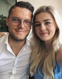 Max verstappen is 22 jaar oud, maar verslindt de ene na de andere dame. Zien Max Verstappen Is Oom Geworden 100 Nl Magazine