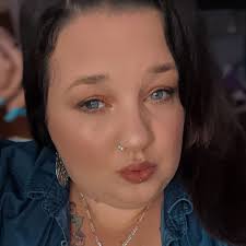 Everyone help me wish my daughter a BIG HAPPY SWEET 16 BIRTHDAY! HAPPY  BIRTHDAY BABY GIRL! I can't believe how time flys. I love you so much 🩷 I  hope you have