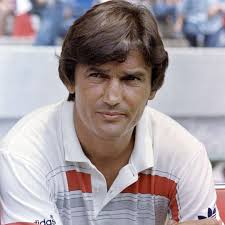 1986: 🇫🇷 1994: 🇨🇲 1998: 🇲🇦 2006: 🇨🇮 He coached four different teams  at four FIFA World Cups, and today he turns 69! Happy Birthday, Henri  Michel.