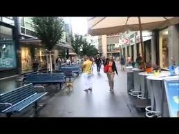 تعد مدينة زيورخ من أشهر وأهم المدن الموجودة في دولة سويسرا ، وتتميز بوقوعها وسط دولة سويسرا ، كما أنها تتميز بتوافر الكثير من الخدمات والأنشطة بها ومن أهمها والصرف. Ù…Ù†Ø§Ø¸Ø± Ù…Ù† Ø²ÙŠÙˆØ±Ø® Ø³ÙˆÙŠØ³Ø±Ø§ Swiss Zurich View Youtube