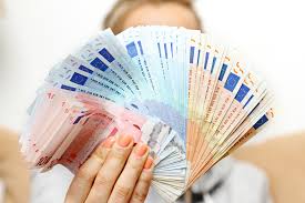 10 000 Euros A Placer Voici Les Solutions Les Plus Interessantes Pour Faire Fructifier Votre Argent