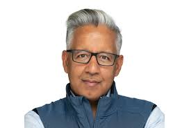 Wall Street Veteran's Expertise Meets AI: theinvestmentanalyst.com Unveils  Revolutionary Teaching Tool