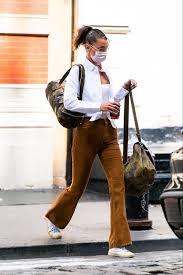 See more of bella & gigi news on facebook. ï¾Ÿ On Twitter In 2021 Bella Hadid Outfits Bella Hadid Street Style Fashion
