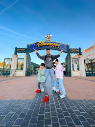 Disneyland® Paris One Day Ticket - Klook Australia
