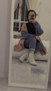 pin by ﻣـيم 𝙼𝙴𝙼 on girlѕ in 2021 cool girl pic girl photography poses hijabi fashion casual