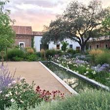 Looking At The Work Of Fernandomartosjardines In Garden Design Magazine Yesterday Wow The Talent Take A P Garden Design Magazine Urban Garden Garden Design
