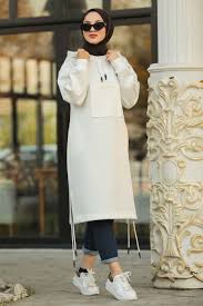 Neva Style Cepli Beyaz Tesettur Sweatshirt 1246b Tesetturisland Com Moda Stilleri Moda Svetsortler
