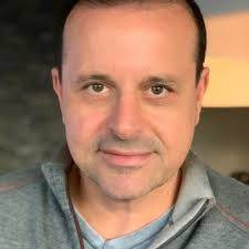 Everyone thinks experts save time by skimming. The truth is experts spend  MORE time