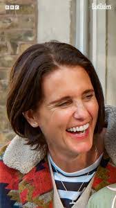 Paula Prewett's Instagram, Twitter & Facebook