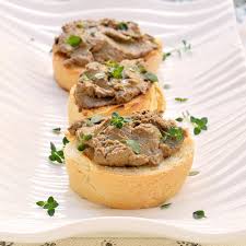 Il modo migliore per gustare questo patè è sicuramente su croccanti crostini di pane. Pate Di Fegato Fatto In Casa Aia Food