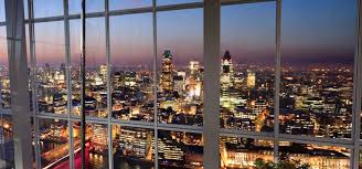 Aqua shard's elegant private dining room overlooking tower bridge seats up to 22 guests over three round tables. Restaurants And Bars The Shard