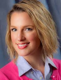 Cassandra Beard's Instagram, Twitter & Facebook