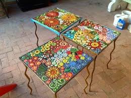 Example Of Sttw S Flower Garden Mosaic Tables Pleted By Carrie In 2020 Mosaic Projects Mosaic Diy Mosaic Flowers