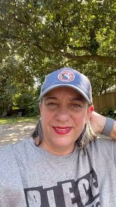 Melissa Rankin's Instagram, Twitter & Facebook