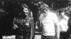 Le rockeur avait expliqué à nos confrères de tv magazine que dans l'éventualité d'une disparition de johnny, il préférait rester seul : Les Informes Johnny Hallyday C Est Tout Une Epoque C Est Vraiment La Generation De Mes Parents Confie Thomas Dutronc