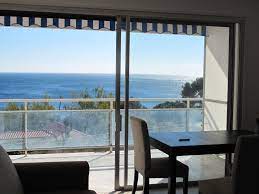 Vous êtes à la recherche d'un appartement à vendre à cassis ? Appartements Appartement A L Achat T2 F2 Cassis A 100 M Du Port Face A La Mer Dans Residence De Standing Fermee Castellas Immobilier