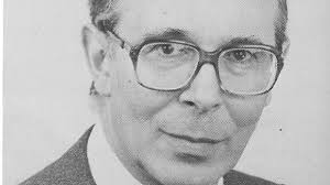 President Michael D Higgins leads tributes to former Labour minister Mervyn  Taylor