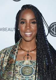 35 Flattering Non Basic Hairstyles For My Oval Faced Comrades Oval Face Hairstyles Curly Braided Hairstyles Cool Hairstyles