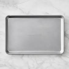The usa pan® jelly roll pan features a technologically advanced fluted surface that facilitates maximum air flow and circulation americoat® is made without ptfe, pfoa and bpa. Williams Sonoma Traditionaltouch Jelly Roll Pan Williams Sonoma