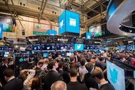 View live twitter inc chart to track its stock's price action. Twitter S Stock Closes At 44 90 A Share Up 73 Percent On Its First Day The Verge