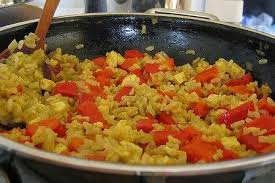 De lomos de bacalao 3 tomates maduros 1 pimientos rojos 1 cebolla 3. Receta De Arroz Con Pimiento Rojo