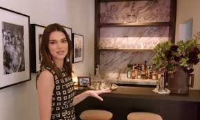 To make her house suit. Inside Kendall Jenner S 8 5 Million Los Angeles Home Cafemom Com