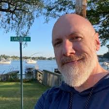 Matthew Reddish's Instagram, Twitter & Facebook