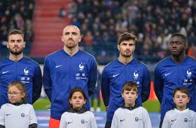 11 cas de covid supplémentaires, 53 au total. Espoirs Les Bleus Avec L Angleterre International Equipe De France 23 Novembre 2018 Sofoot Com